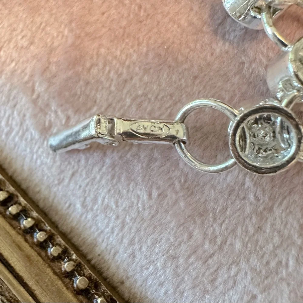 Y2K Vintage Avon Disney Tinkerbell Charm Bracelet Pastel Crystal Rhinestones - Picture 6 of 15